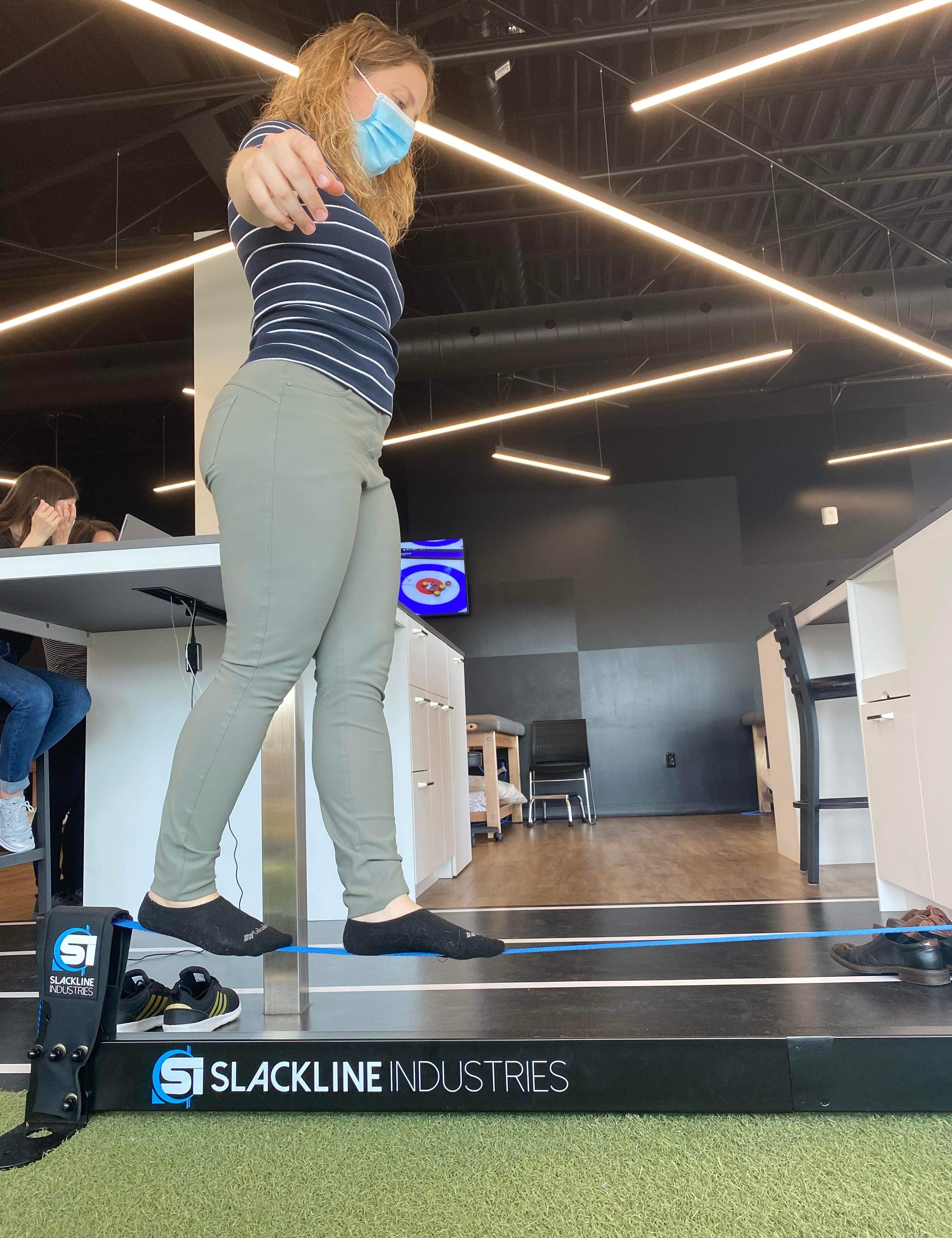 The Slackstand: a rehabilitation tool in physiotherapy